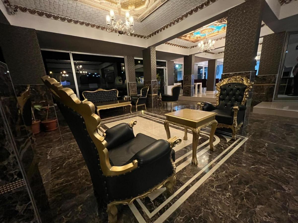 Grand Black Hotel Mersin  Eksteriør billede